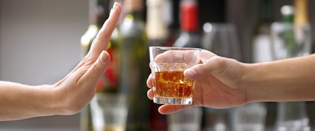 give up alcohol to lose weight